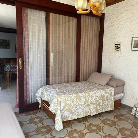 Monkey Americas Villa